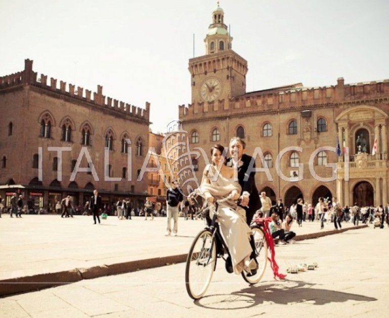 Свадьбы в Италии, Болонья, Красный Зал, с Italia Viaggi