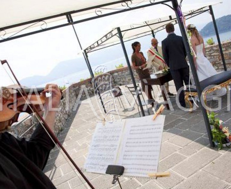 Свадьбы в Италии, Леричи, Церемония в замке, с Italia Viaggi