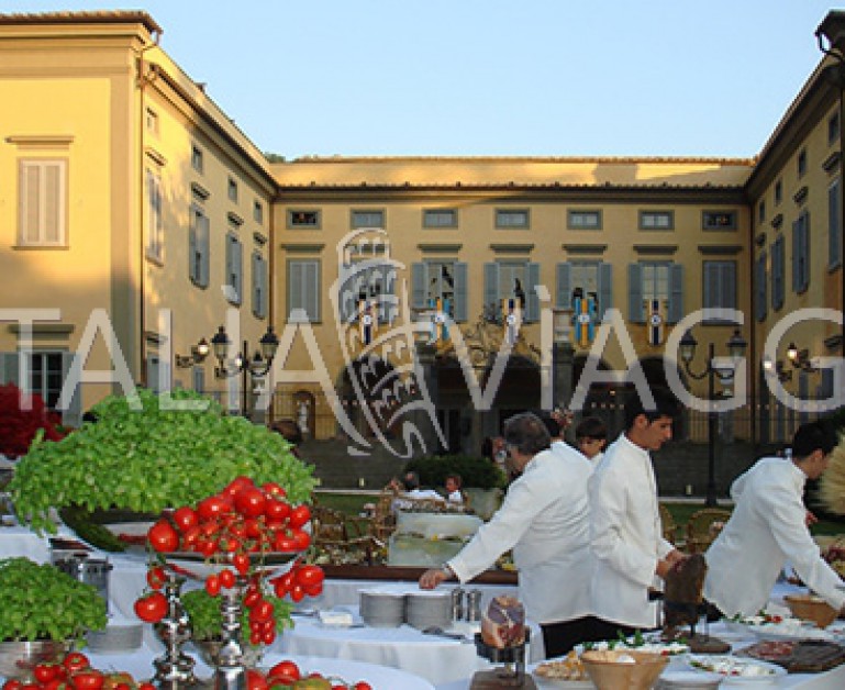 Свадьбы в Италии, Пиза, Официальные церемонии, с Italia Viaggi