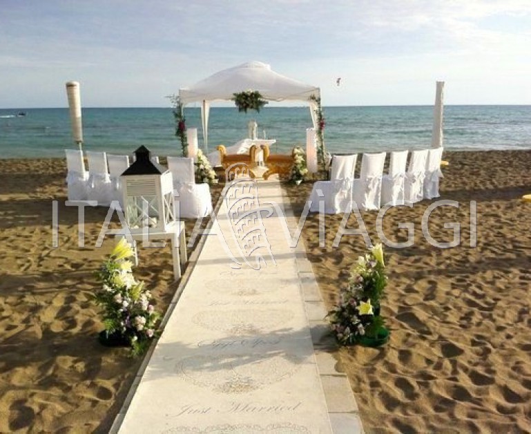 Свадьбы в Италии, Рим, Пляж недалеко от Рима, с Italia Viaggi