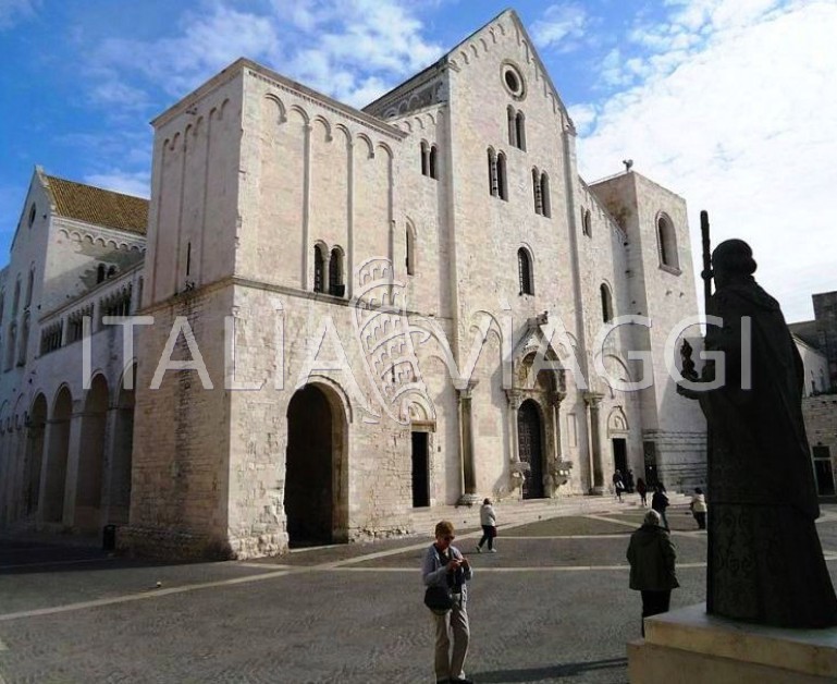 Свадьбы в Италии, Бари, Храм-подворье Св.Николая, с Italia Viaggi
