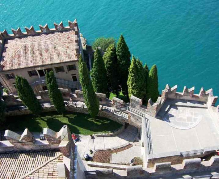 Свадьбы в Италии, Озеро Гарда, г.Мальчезине, Замок Скалигеров, с Italia Viaggi