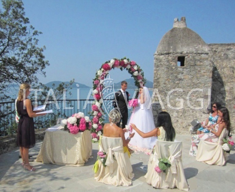 Свадьбы в Италии, Генуя, Церемония в башне, с Italia Viaggi