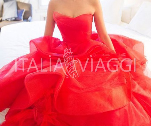 Свадьбы вы Италии с Italia Viaggi. Свадебные наряды.