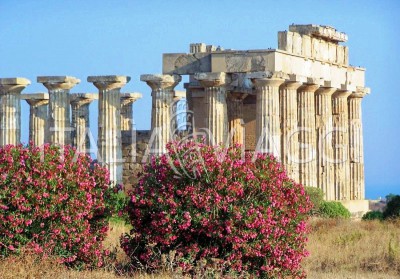 греческий храм Selinunte